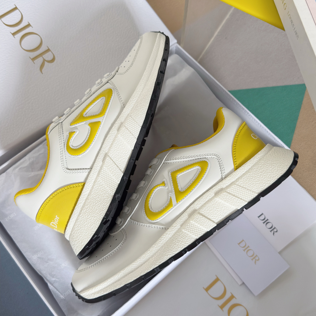 顶级版本:情侣款 男士+10
Dior迪奥 最新Run'n'Dior 系列 情侣款 厚底 休闲 运动鞋