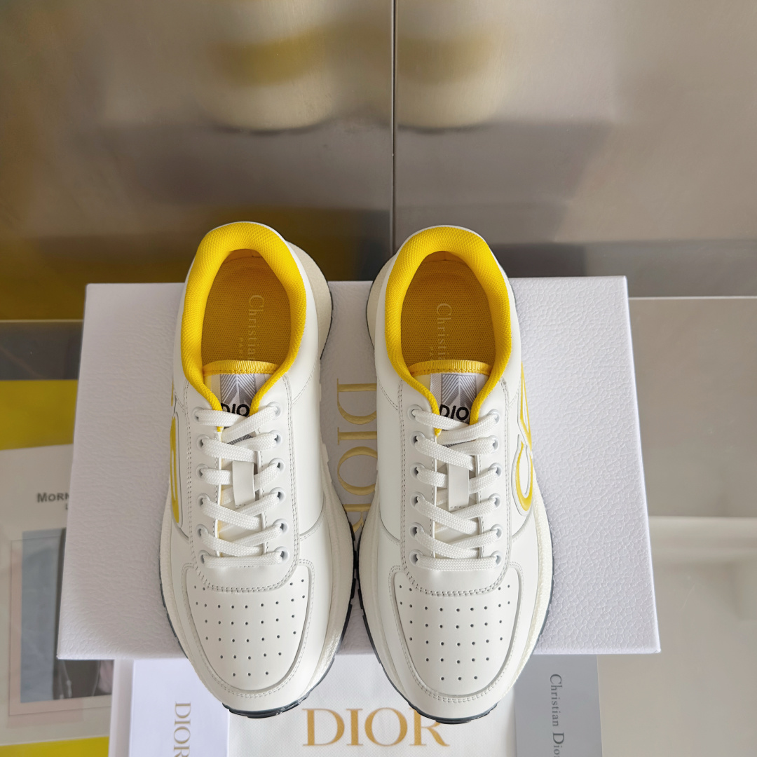 顶级版本:情侣款 男士+10
Dior迪奥 最新Run'n'Dior 系列 情侣款 厚底 休闲 运动鞋