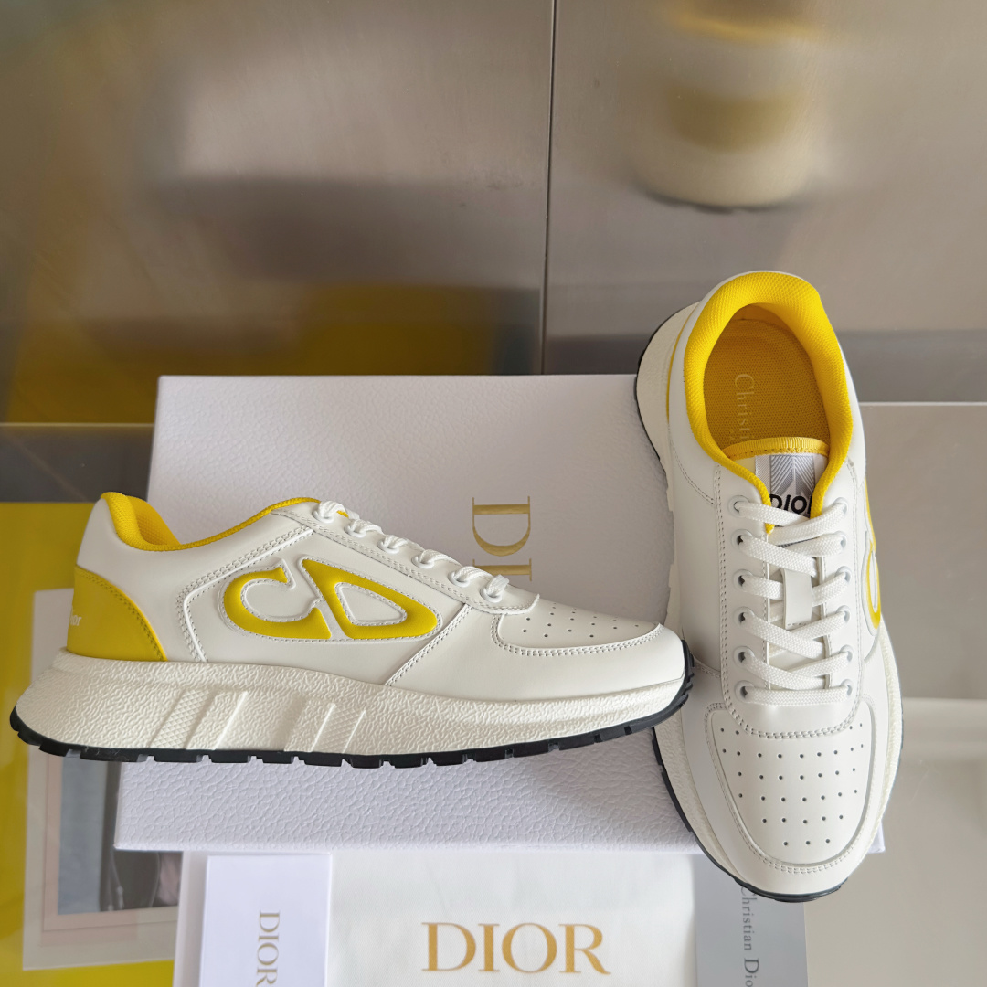 顶级版本:情侣款 男士+10
Dior迪奥 最新Run'n'Dior 系列 情侣款 厚底 休闲 运动鞋