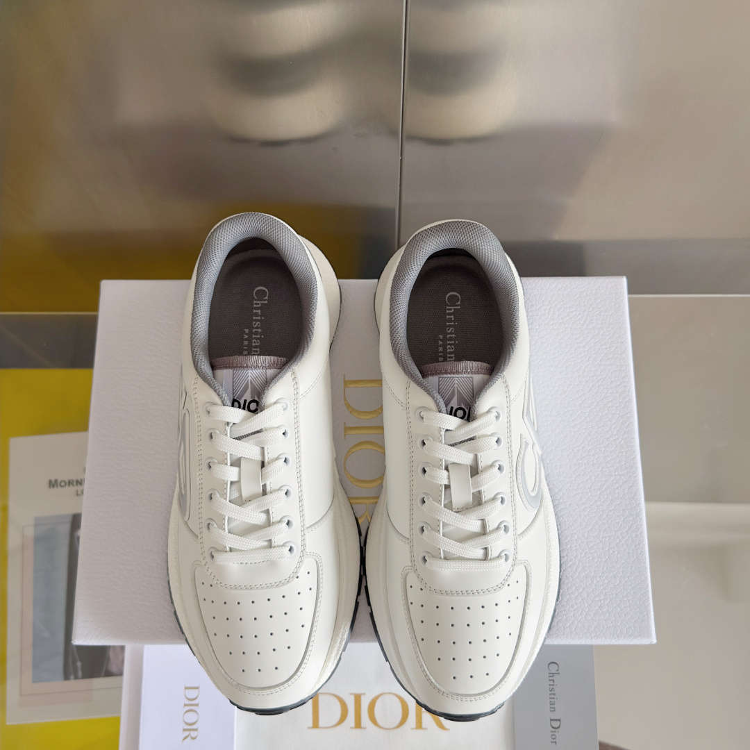 顶级版本:情侣款 男士+10
Dior迪奥 最新Run'n'Dior 系列 情侣款 厚底 休闲 运动鞋