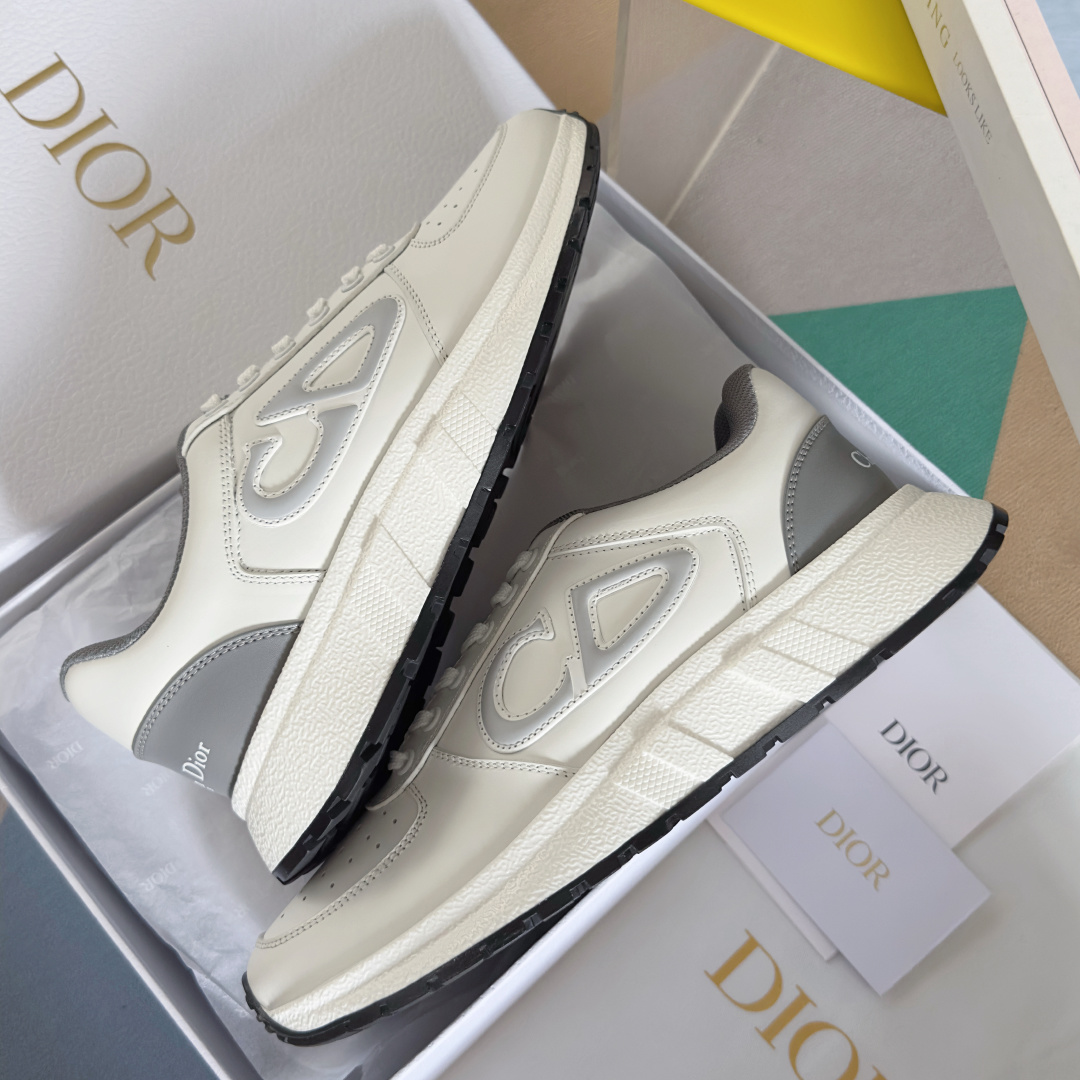 顶级版本:情侣款 男士+10
Dior迪奥 最新Run'n'Dior 系列 情侣款 厚底 休闲 运动鞋