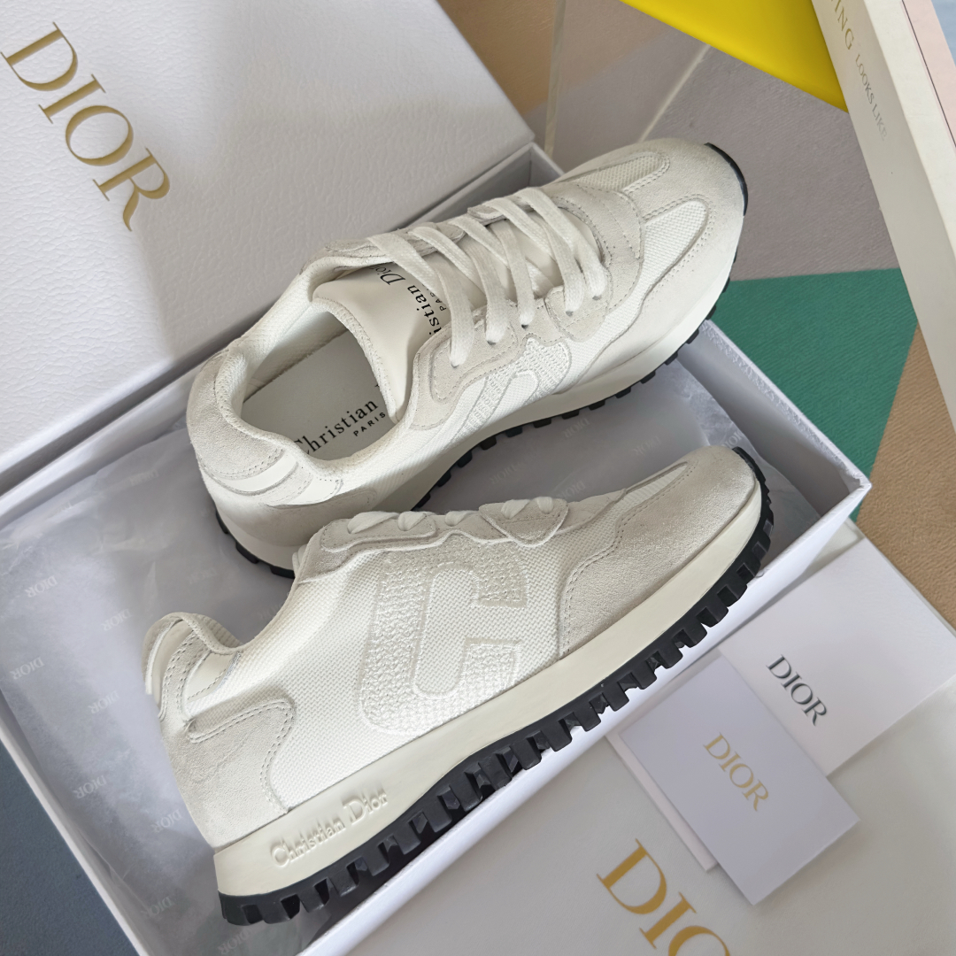 顶级版本：情侣款
Dior迪奥C'est系列 情侣款 厚底 休闲运动鞋
原版购入开发 做货 这款 C'e