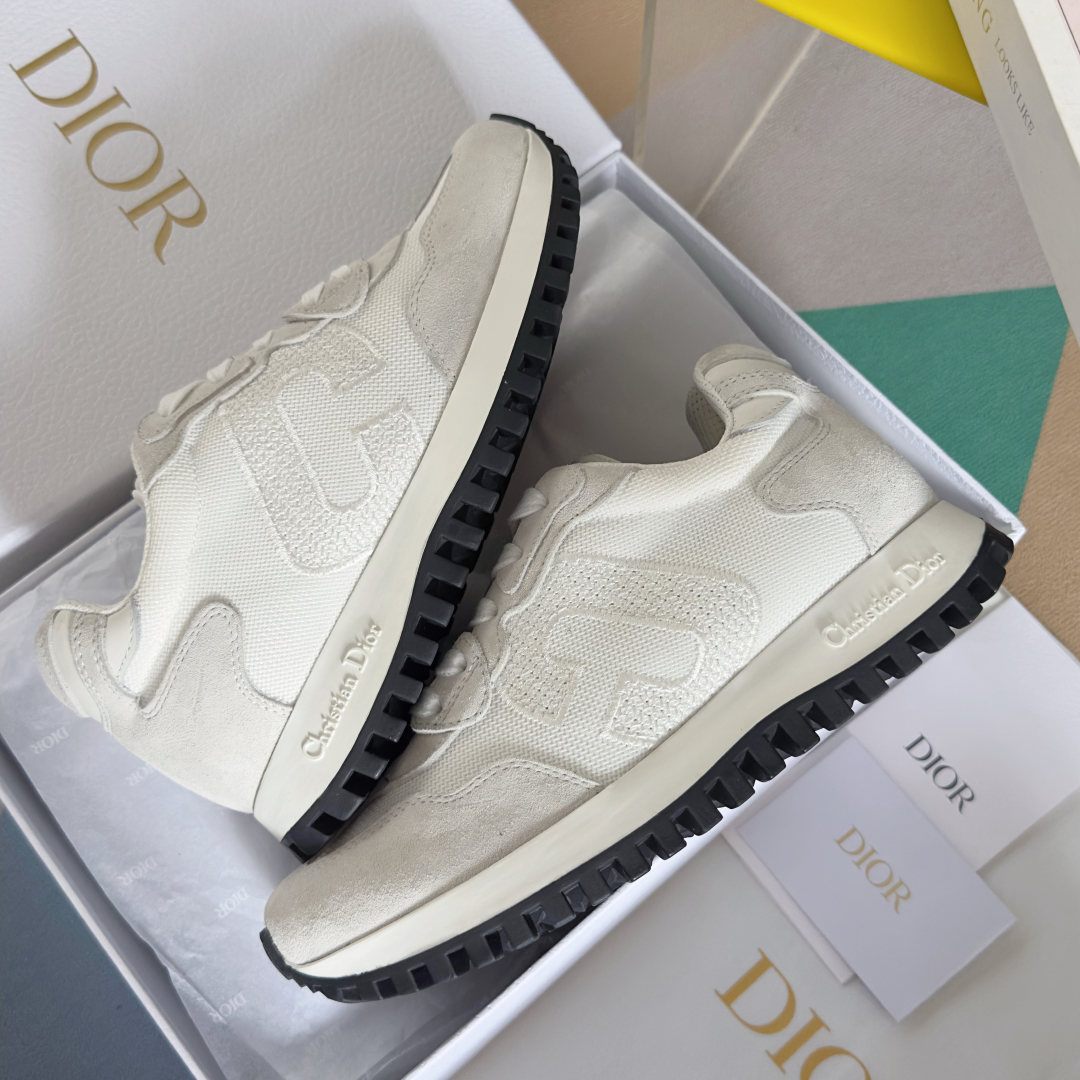顶级版本：情侣款
Dior迪奥C'est系列 情侣款 厚底 休闲运动鞋
原版购入开发 做货 这款 C'e