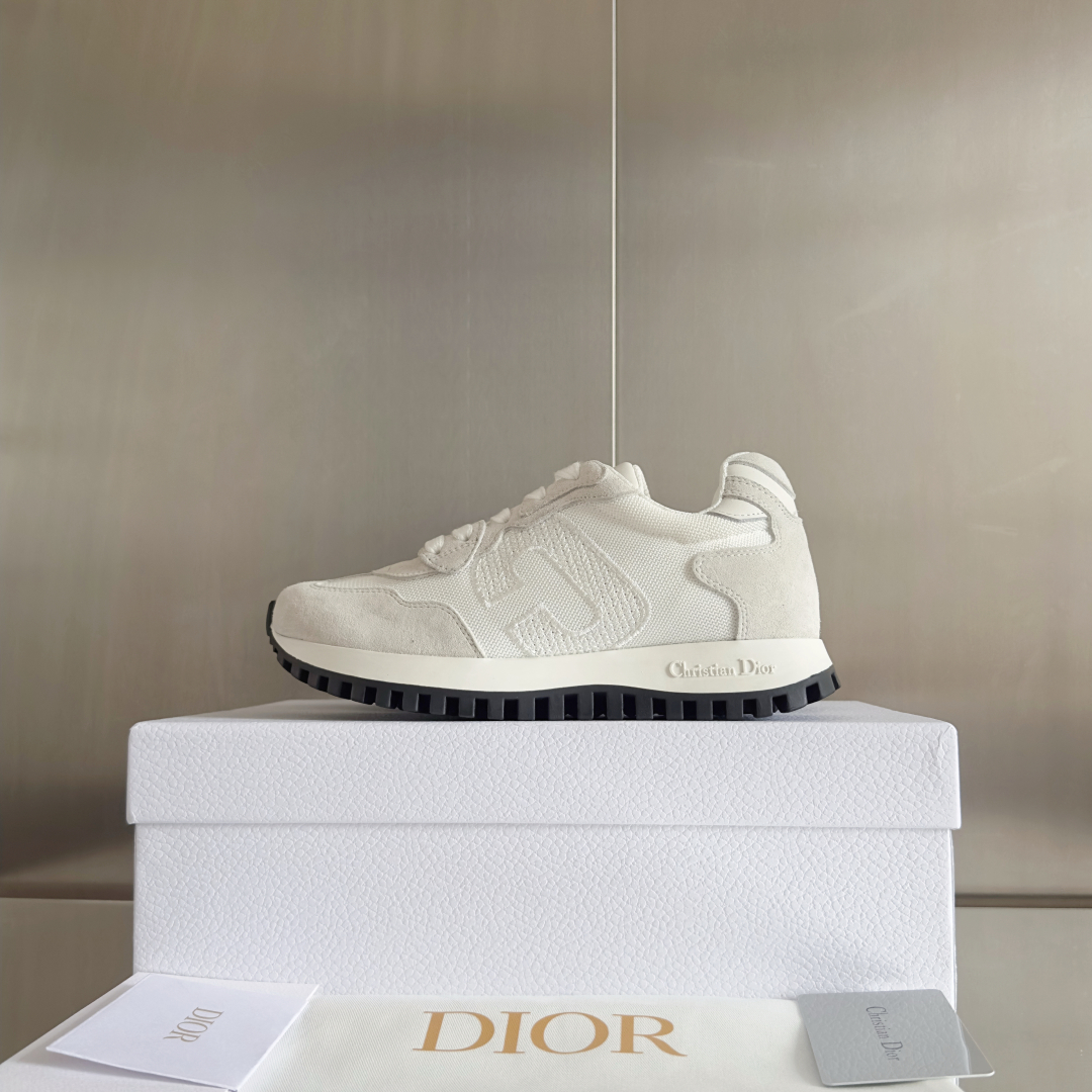 顶级版本：情侣款
Dior迪奥C'est系列 情侣款 厚底 休闲运动鞋
原版购入开发 做货 这款 C'e