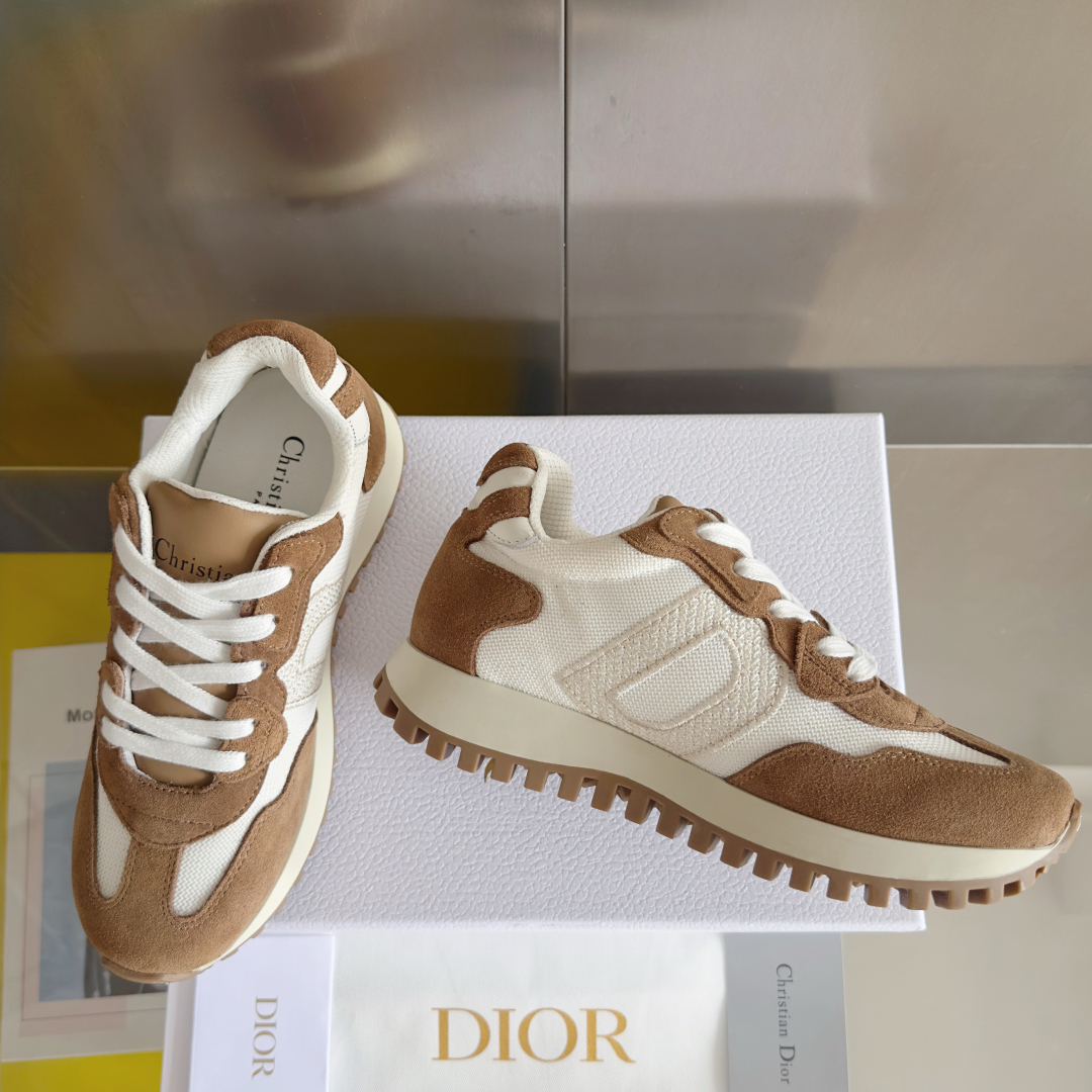 顶级版本：情侣款
Dior迪奥C'est系列 情侣款 厚底 休闲运动鞋
原版购入开发 做货 这款 C'e