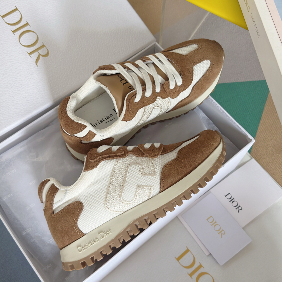 顶级版本：情侣款
Dior迪奥C'est系列 情侣款 厚底 休闲运动鞋
原版购入开发 做货 这款 C'e