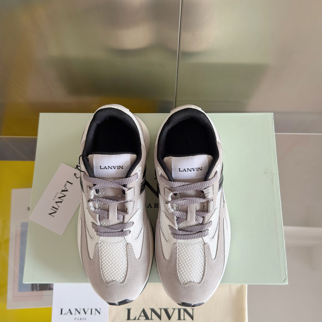 顶级版本:情侣款
Lanvin浪凡 最新Jla系列 情侣款 网面 厚底 休闲 运动鞋 跑鞋
原版购入开发