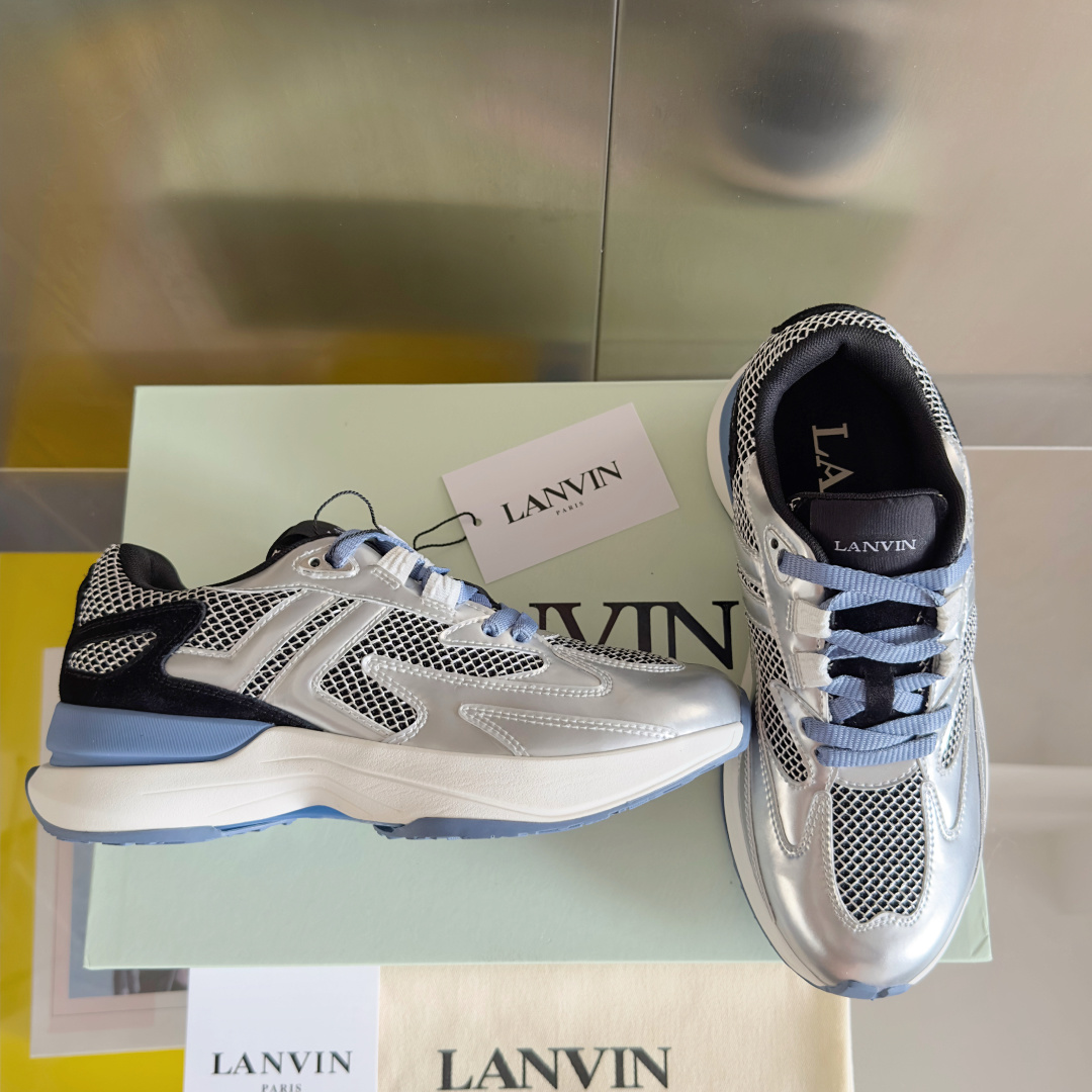 顶级版本:情侣款
Lanvin浪凡 最新Jla系列 情侣款 网面 厚底 休闲 运动鞋 跑鞋
原版购入开发