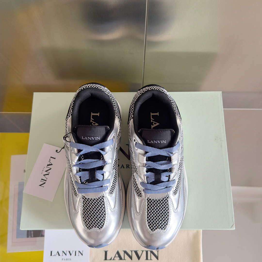 顶级版本:情侣款
Lanvin浪凡 最新Jla系列 情侣款 网面 厚底 休闲 运动鞋 跑鞋
原版购入开发