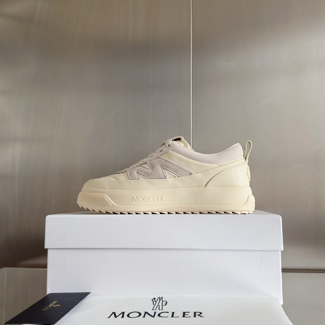 顶级版本:男款
Moncler盟可睐/蒙口Moncler Altive系列 户外 厚底 休闲 运动鞋