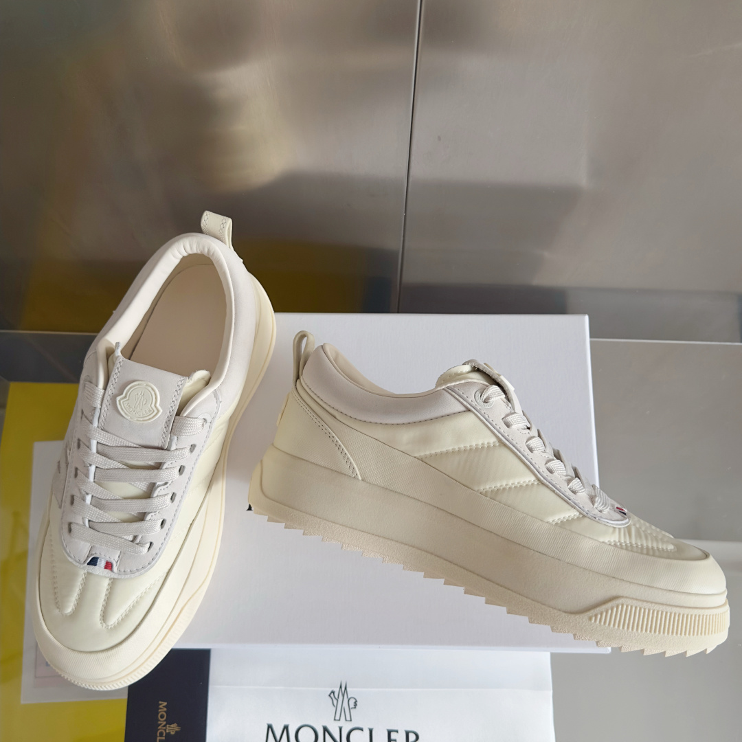 顶级版本:男款
Moncler盟可睐/蒙口Moncler Altive系列 户外 厚底 休闲 运动鞋