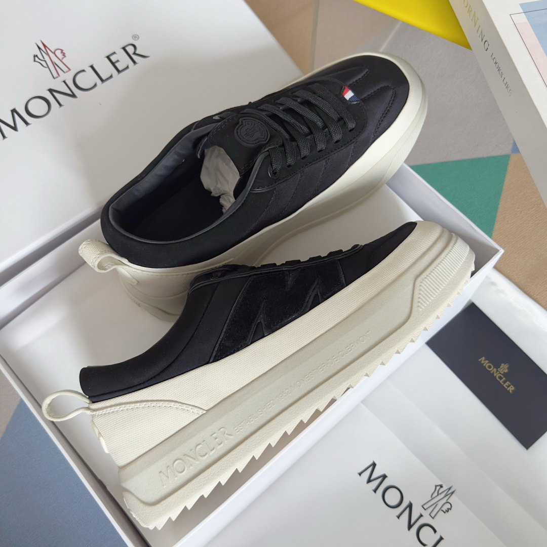 顶级版本:男款
Moncler盟可睐/蒙口Moncler Altive系列 户外 厚底 休闲 运动鞋