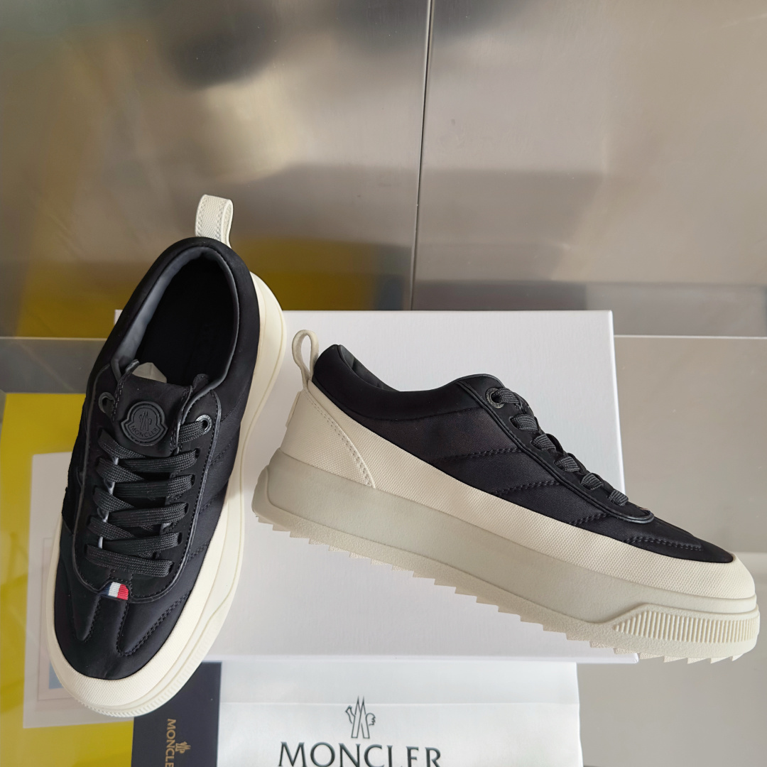 顶级版本:男款
Moncler盟可睐/蒙口Moncler Altive系列 户外 厚底 休闲 运动鞋