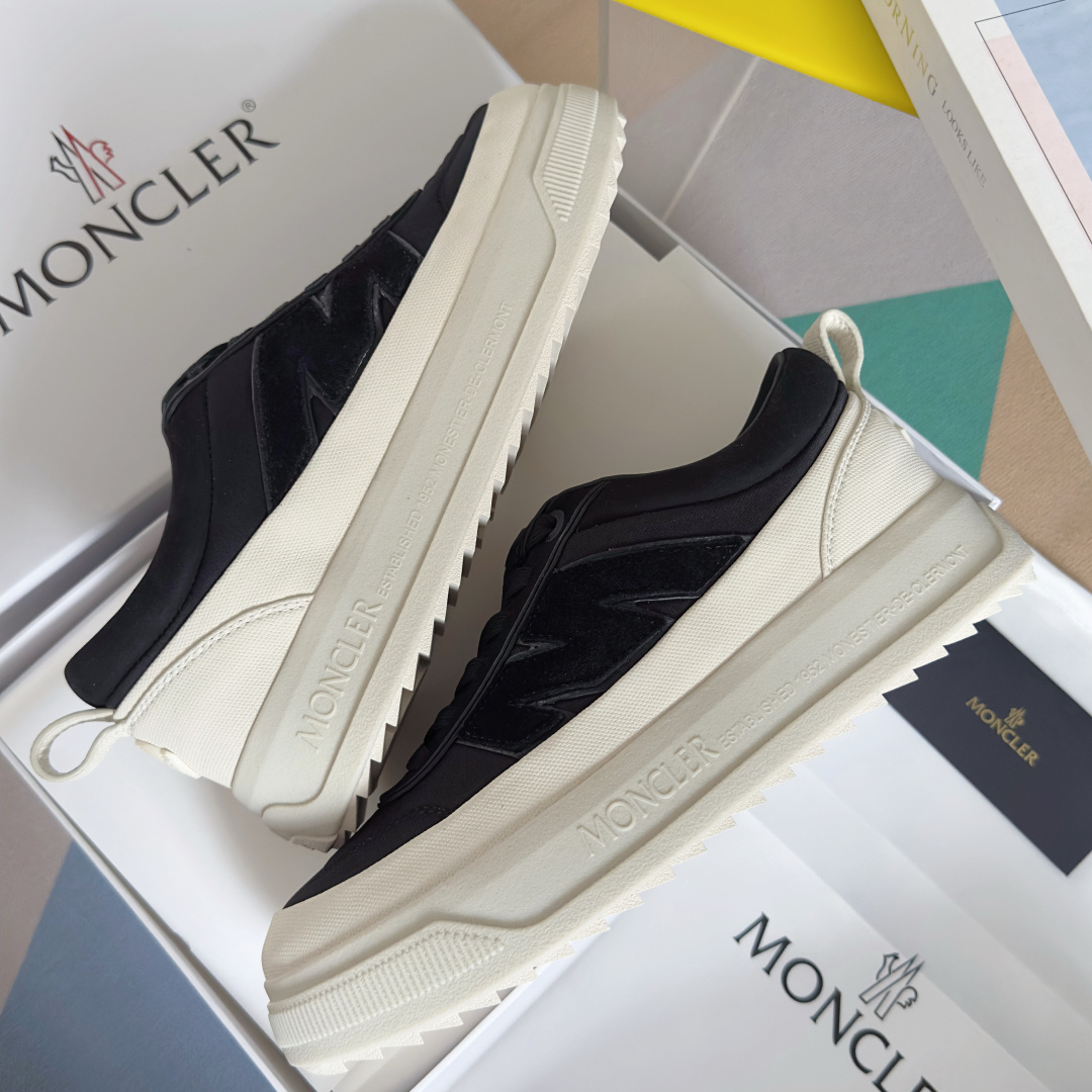 顶级版本:男款
Moncler盟可睐/蒙口Moncler Altive系列 户外 厚底 休闲 运动鞋