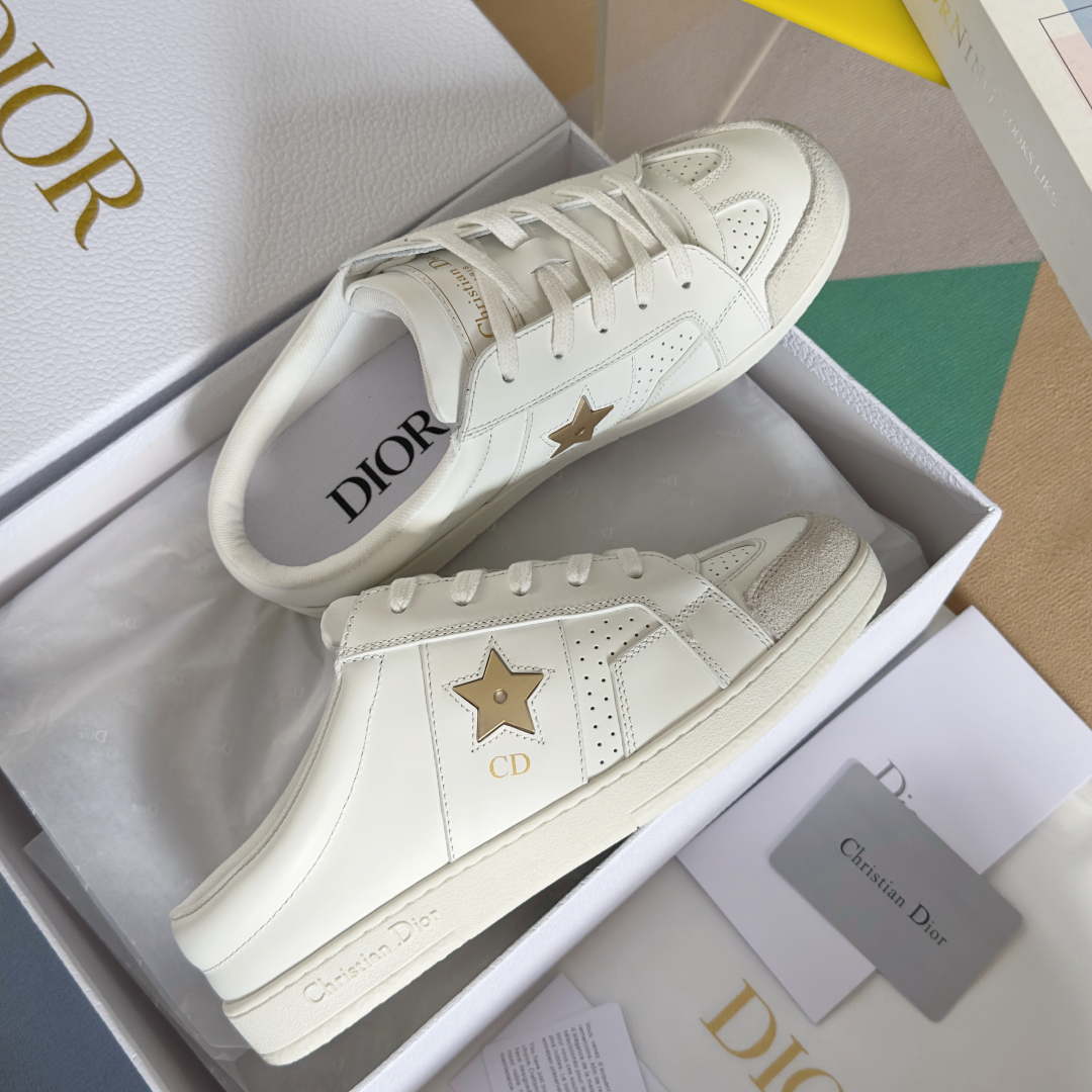 顶级版本：女款
Dior 迪奥D家最新配色 Star 系列 休闲 运动鞋 小白鞋 板鞋
原版购入开发 做