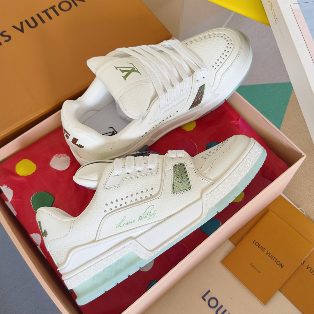 顶级版本：男款
LV Trainer路易威登 驴牌 L家 情侣款 休闲 运动鞋 滑板鞋
原版购入开发 做