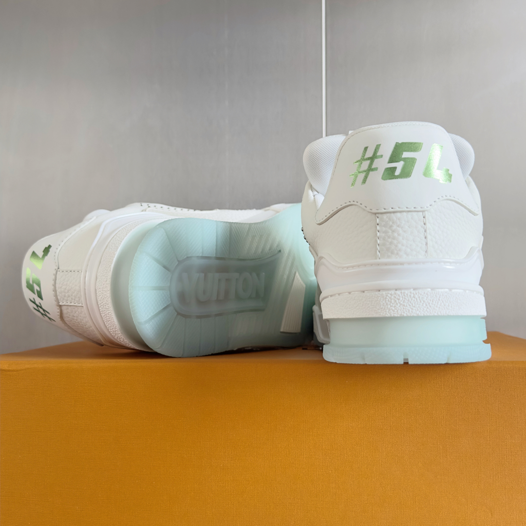 顶级版本：男款
LV Trainer路易威登 驴牌 L家 情侣款 休闲 运动鞋 滑板鞋
原版购入开发 做