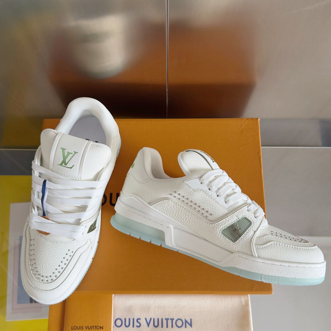 顶级版本：男款
LV Trainer路易威登 驴牌 L家 情侣款 休闲 运动鞋 滑板鞋
原版购入开发 做