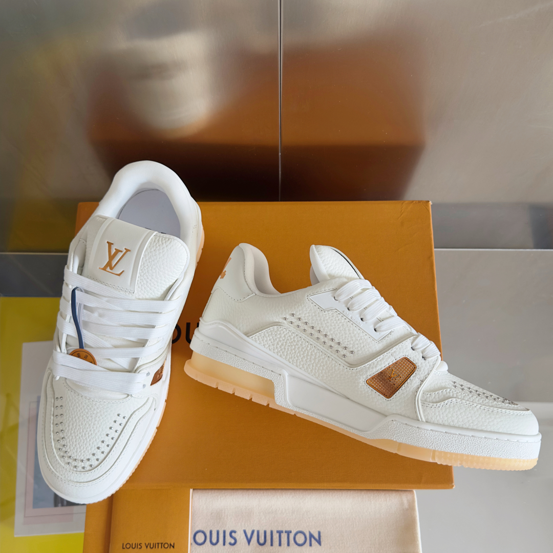 顶级版本：男款
LV Trainer路易威登 驴牌 L家 情侣款 休闲 运动鞋 滑板鞋
原版购入开发 做