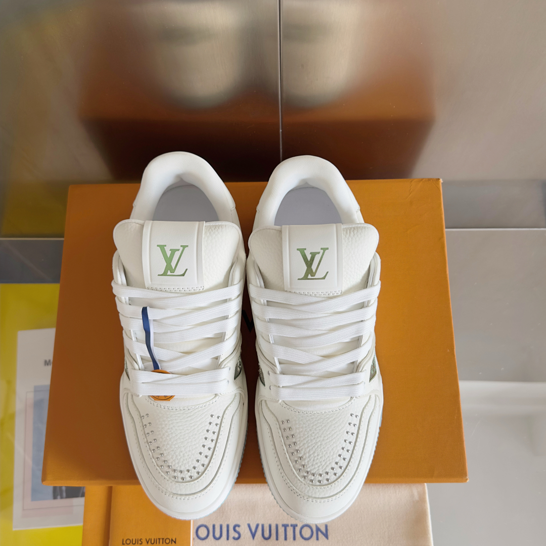 顶级版本：男款
LV Trainer路易威登 驴牌 L家 情侣款 休闲 运动鞋 滑板鞋
原版购入开发 做