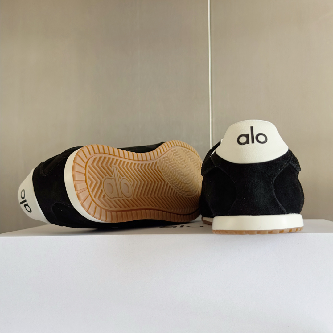 顶级版本:Alo Yoga 最新爆款Sunset系列 休闲 运动鞋 老钱风 系带 阿甘鞋 德训鞋原版购入