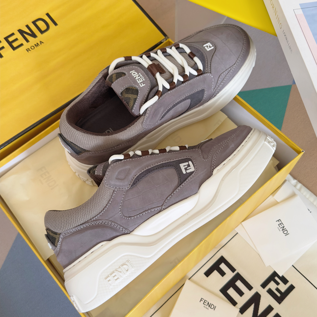 顶级版本：男款Fendi 芬迪 最新 Force系列 FF厚底 休闲 运动鞋 板鞋原版购入开发 做货 这