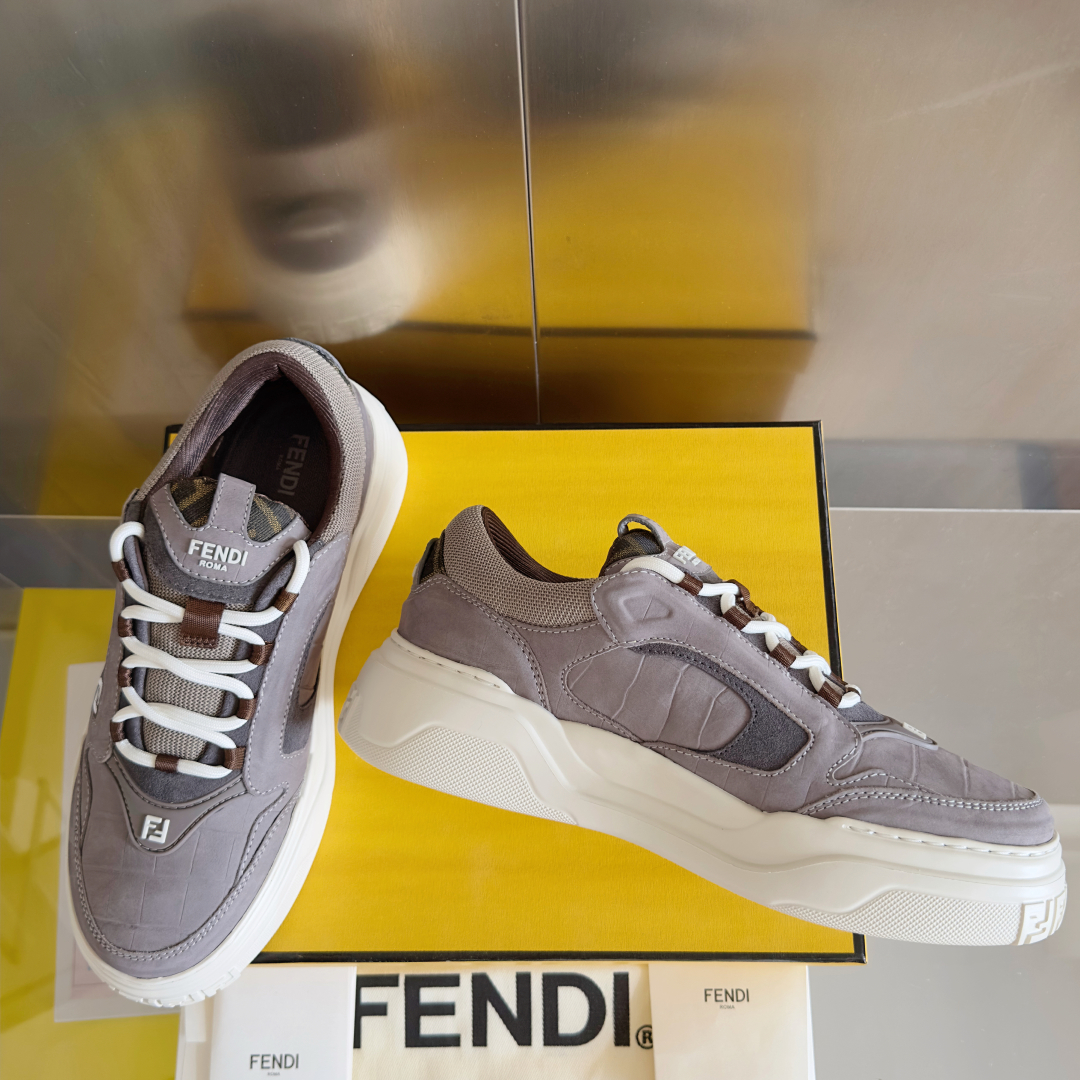 顶级版本：男款Fendi 芬迪 最新 Force系列 FF厚底 休闲 运动鞋 板鞋原版购入开发 做货 这