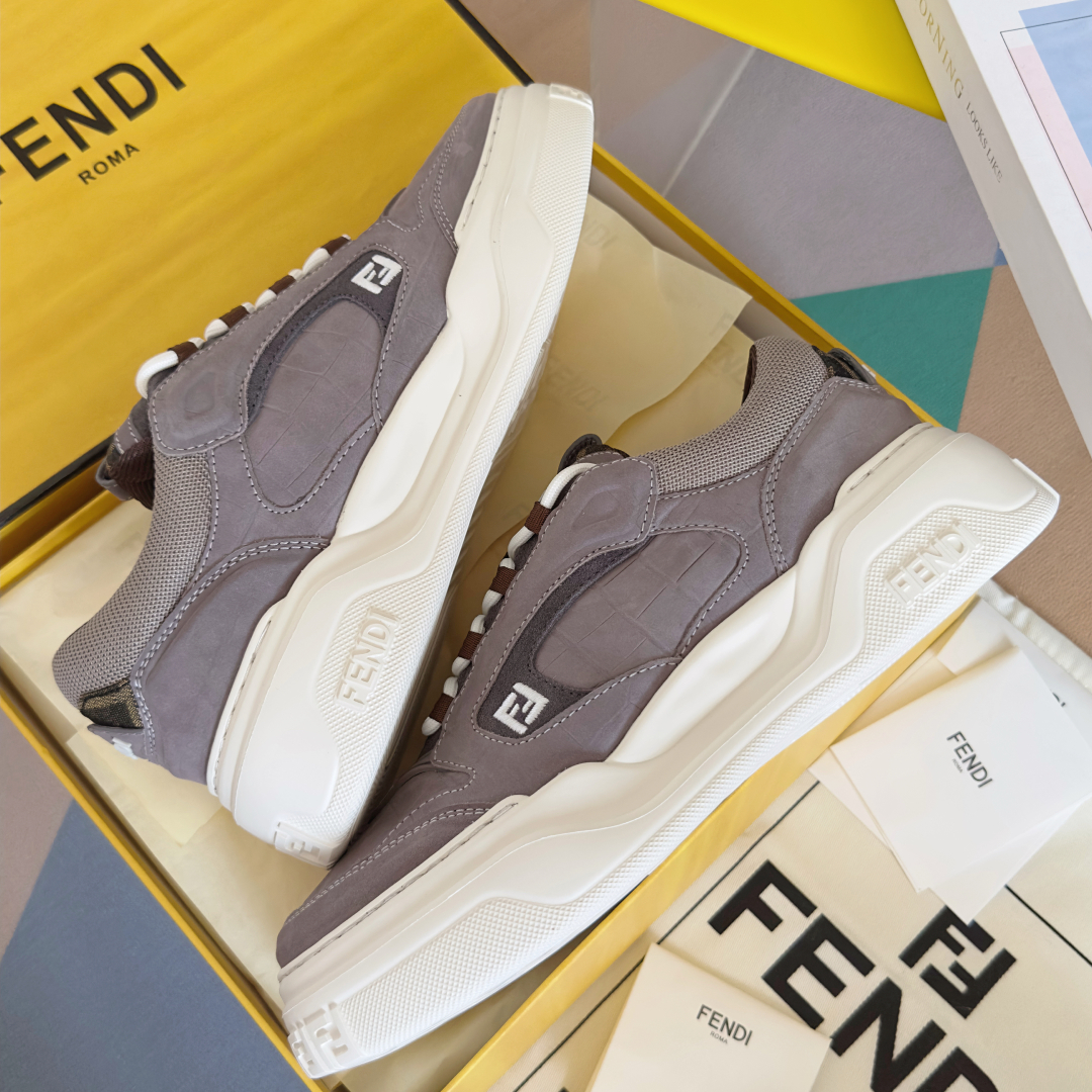 顶级版本：男款Fendi 芬迪 最新 Force系列 FF厚底 休闲 运动鞋 板鞋原版购入开发 做货 这