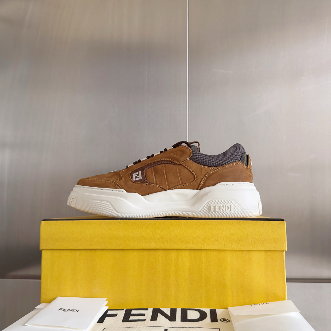 顶级版本：男款Fendi 芬迪 最新 Force系列 FF厚底 休闲 运动鞋 板鞋原版购入开发 做货 这