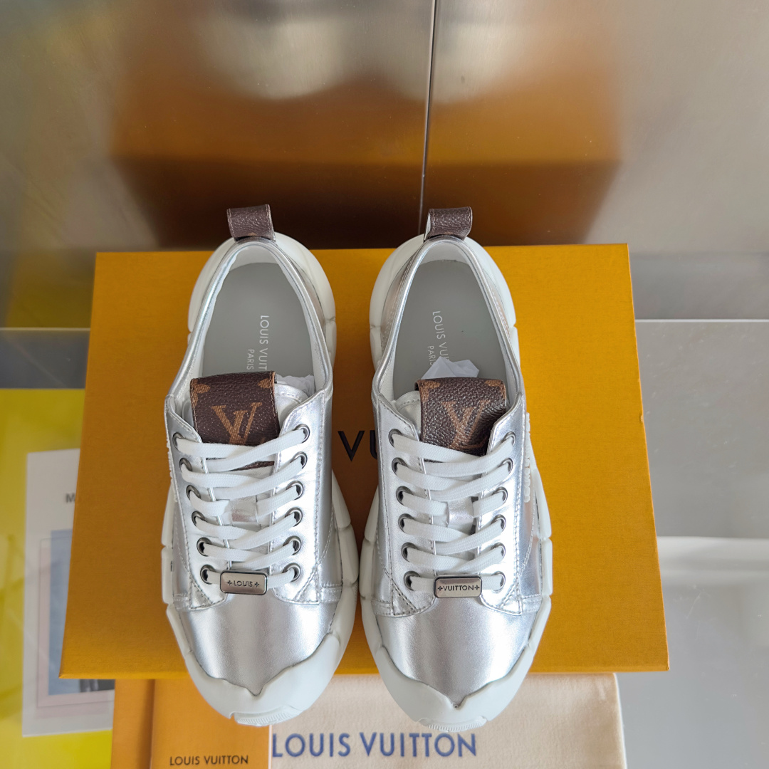 顶级版本:LV 路易威登 最新 Bubble系列 云朵 面包鞋 休闲 厚底 运动鞋 原版购入开发 做货