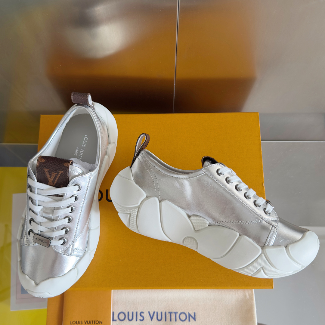 顶级版本:LV 路易威登 最新 Bubble系列 云朵 面包鞋 休闲 厚底 运动鞋 原版购入开发 做货