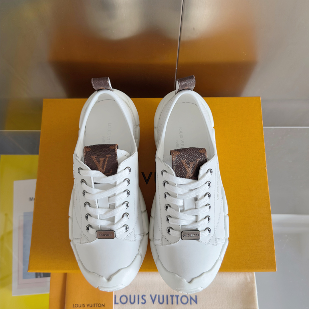 顶级版本:LV 路易威登 最新 Bubble系列 云朵 面包鞋 休闲 厚底 运动鞋 原版购入开发 做货