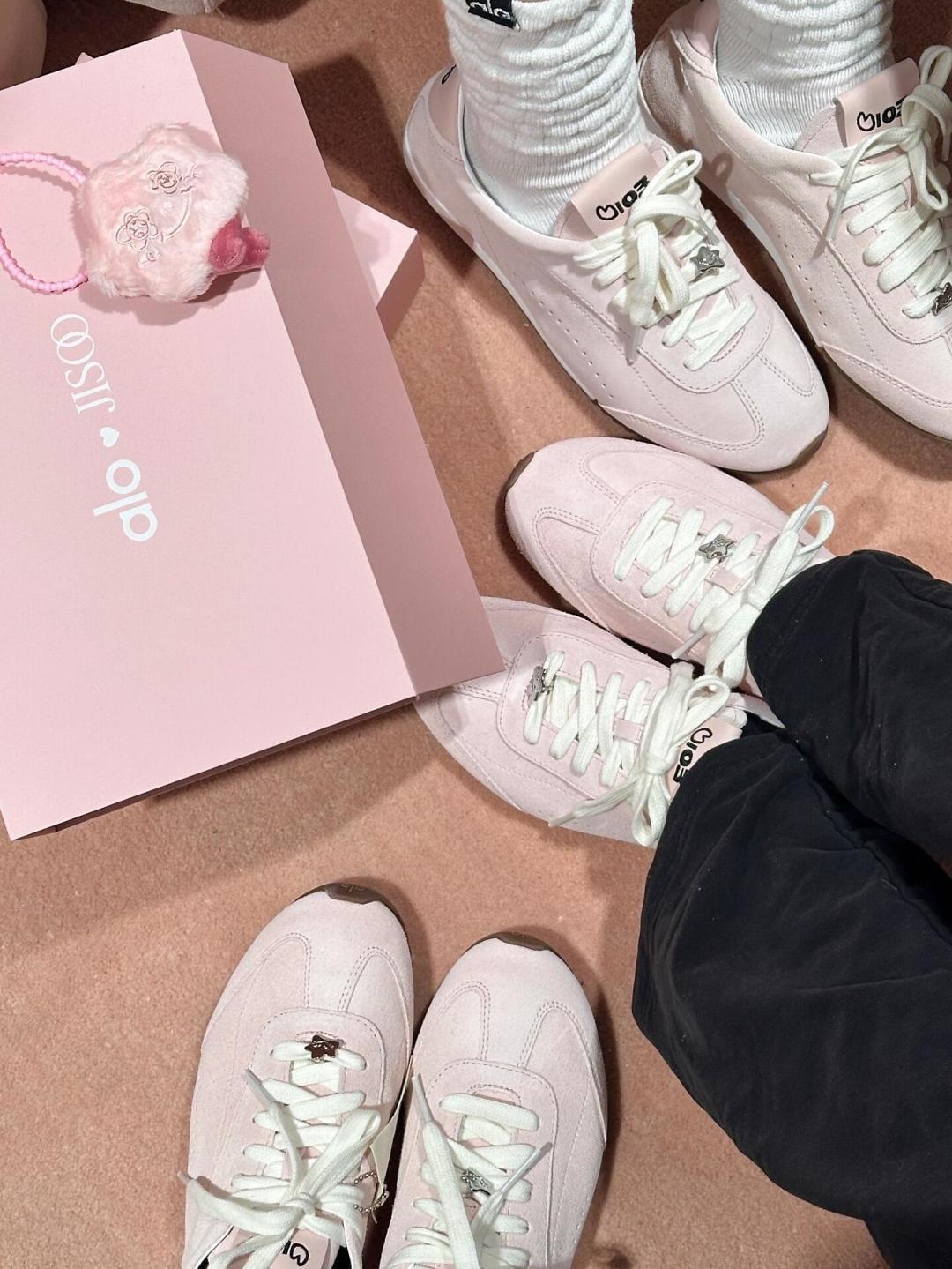 NO:577988,#upper-foot material,casual shoes/sports shoes,sneakers19860909#上脚素材,休闲鞋/运动鞋,sneakers,Women's Shoes