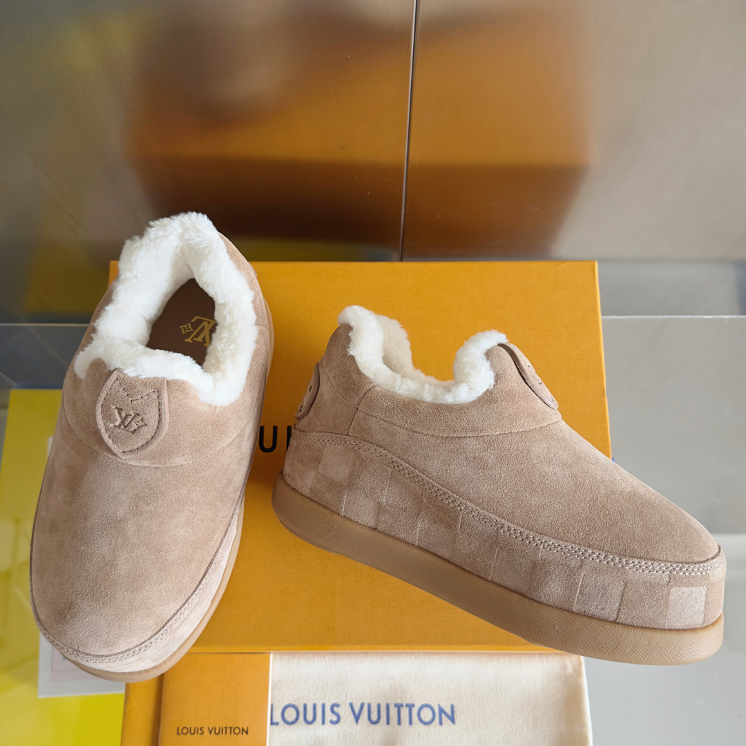 Louis Vuitton x Nigo Yeti Sneakers: Premium Leather, Wool Lining, 5CM Sole 4 cmp i1764252235413 4893 0 2