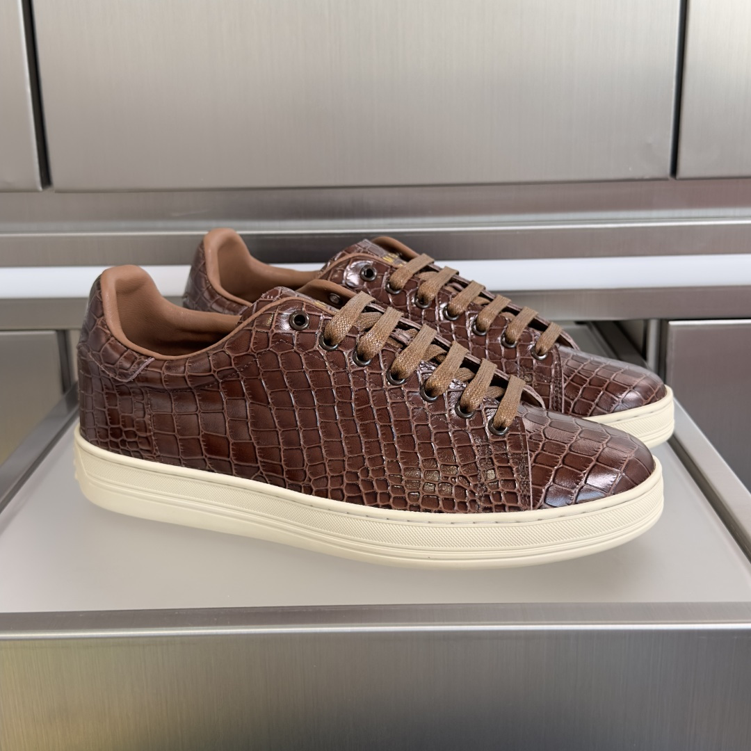 Brown Croc-Pattern Low-Top Sneakers