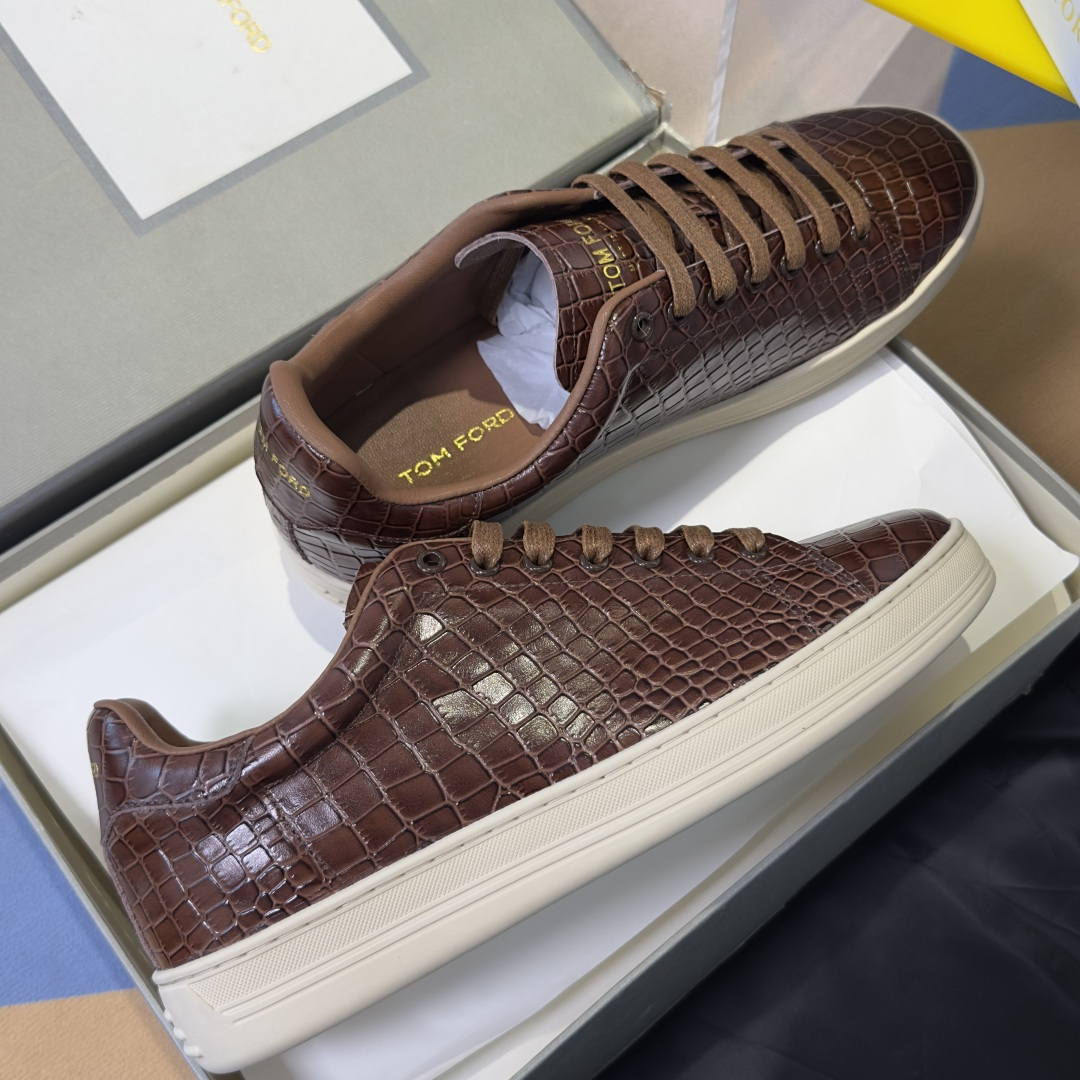 Brown Croc-Pattern Low-Top Sneakers