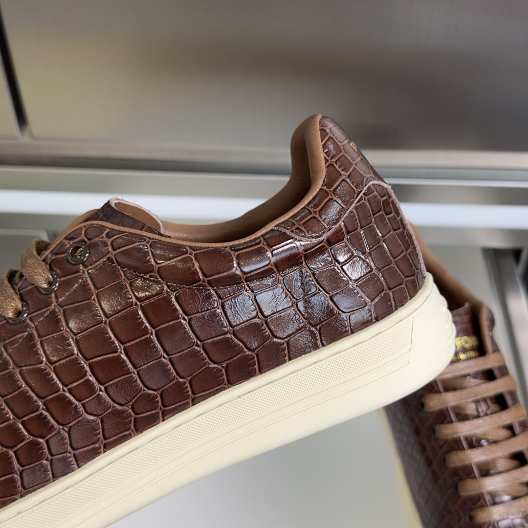 Brown Croc-Pattern Low-Top Sneakers