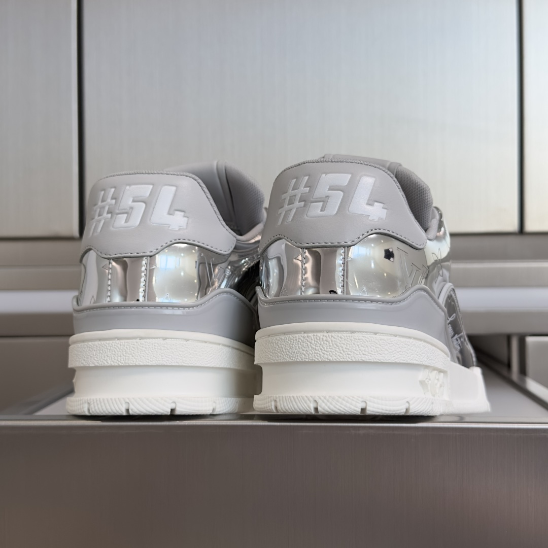 Louis Vuitton LV路易威登 驴牌 L家 Trainer系列 休闲 运动鞋 滑板鞋 篮球鞋