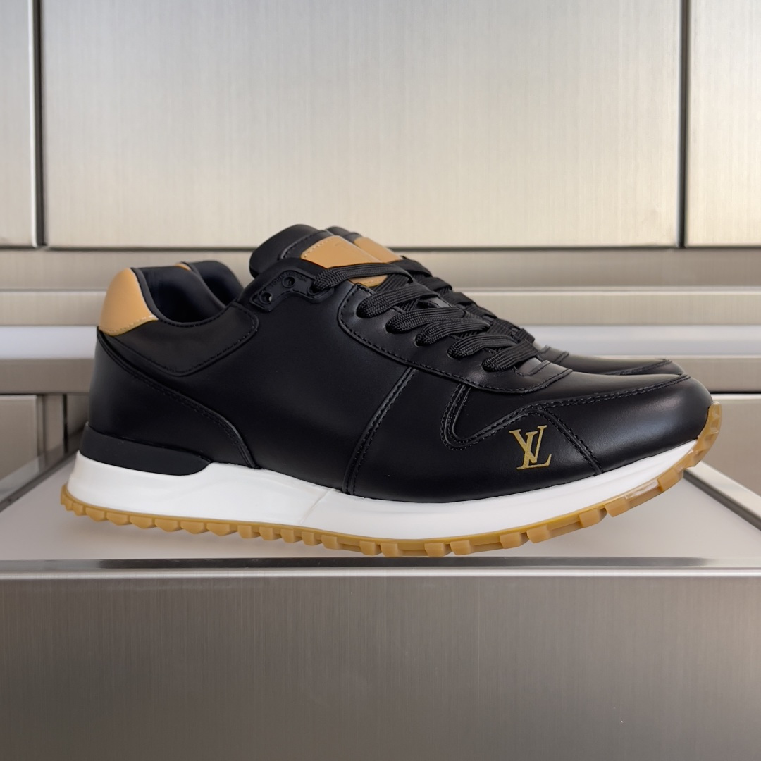 NO:694313,Top version of men's model LV Louis Vuitton Donkey Brand L Home Classic Run Away Series Casual Sports Shoes Dad Shoes Original purchase, development and production This Run Away sneaker combines the brand's classic Monogram embossed grained cow leather and Epi cow leather, and uses a wedge rubber outsole to interpret the inspiration of running shoes. LV letters and Louis Vuitton Paris logo are respectively embellished on the tongue and rear. Exquisite packaging at the delivery counter. Fabric original custom-made imported first-layer cowhide.  The inner lining is made of original custom sheepskin + breathable mesh. The sole is made of original molded non-slip TPU material. The sole thickness is 4CM. Size: Men's 39-46, casual shoes/sports shoes, louis vuitton, louis vuitton, louis vuitton, louis vuitton, sneakers, cowhide, sheepskin19860909顶级版本男款 LV 路易威登 驴牌L家 经典Run Away系列 休闲 运动鞋 老爹鞋 原版购入开发 做货 本款 Run Away 运动鞋融汇品牌经典 Monogram 压纹粒面牛皮革和 Epi 牛皮革,以坡跟橡胶外底诠释跑鞋灵感.LV 字母和路易威登巴黎标识分别点缀鞋舌和后部 配送专柜精美包装 面料原版定制进口头层牛皮 内里原版定制羊皮+透气网里 鞋底原版开模防滑TPU材质 底厚4CM Size:男款39-46,休闲鞋/运动鞋,louis vuitton,louis vuitton,louis vuitton,louis vuitton,sneakers,cowhide,sheepskin,Women's Shoes