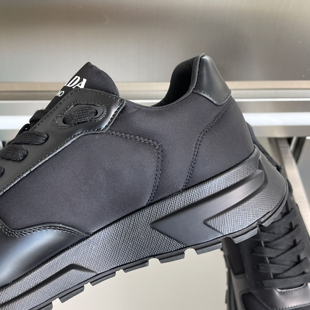 Prada Prada普拉达 P家Re-Nylon系列 厚底 休闲 运动鞋