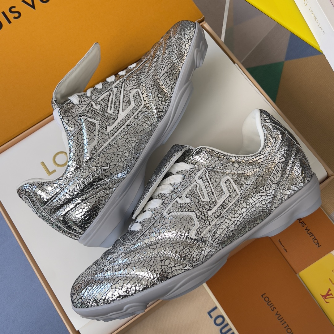 Louis Vuitton LV路易威登L家 驴牌 最新Footprint系列 足球运动鞋 休闲 跑鞋