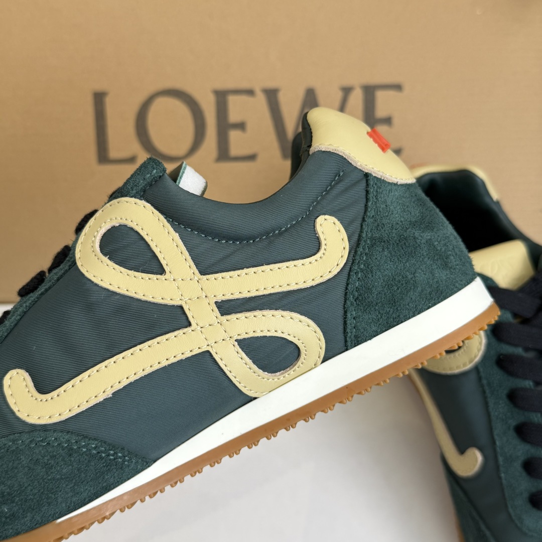 Loewe LOEWE 罗意威 最新走秀款 Ballet Runner 2.0 芭蕾 休闲 运动鞋 德训鞋 阿甘鞋