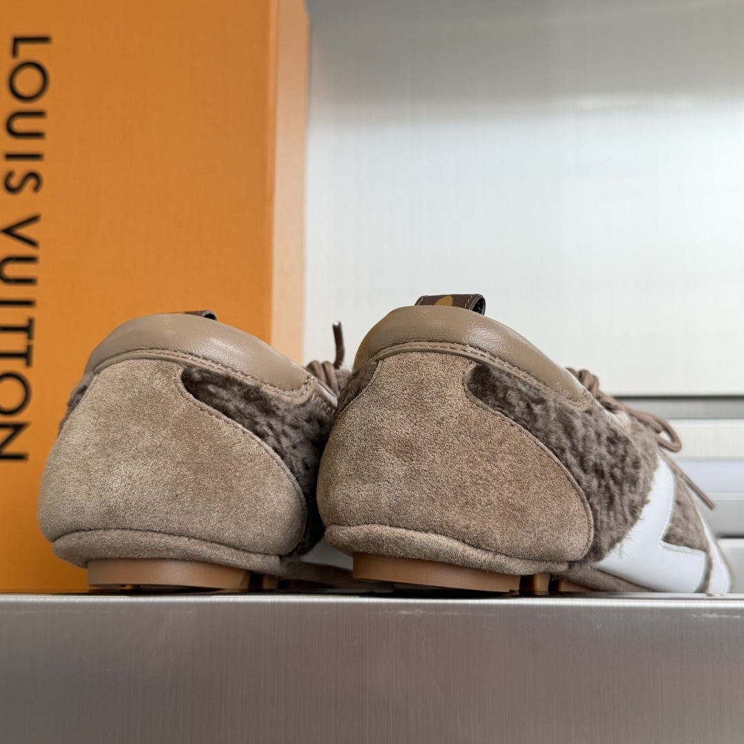 Louis Vuitton LV路易威登 L家 驴牌 最新Sneakerina系列 芭蕾运动鞋 德训鞋 休闲 平底鞋 球鞋