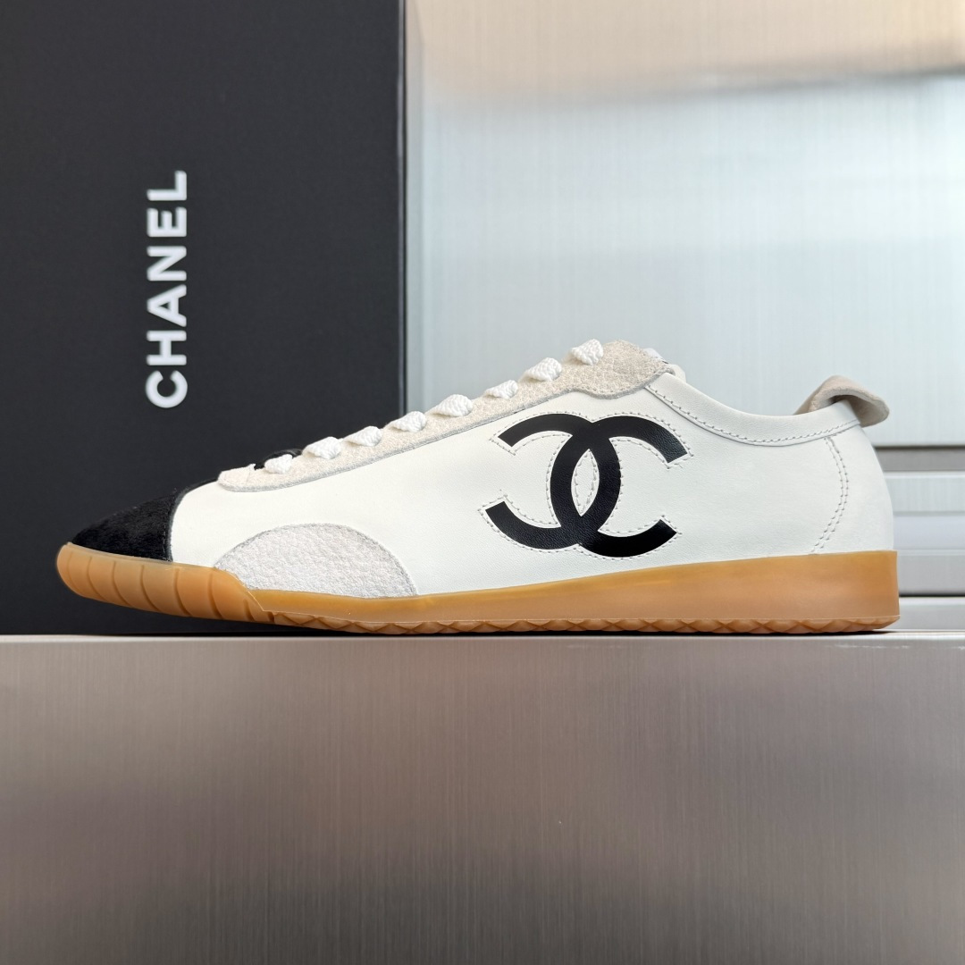 Chanel Chanel香奈儿 小香26P 熊猫配色 德训鞋 休闲 运动鞋