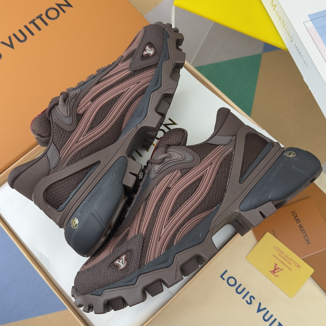 Louis Vuitton LV路易威登 L家 驴牌 Summit系列 户外 休闲 运动鞋 徒步鞋