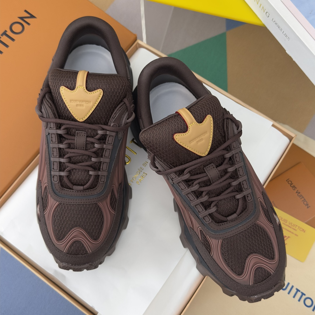 Louis Vuitton LV路易威登 L家 驴牌 Summit系列 户外 休闲 运动鞋 徒步鞋