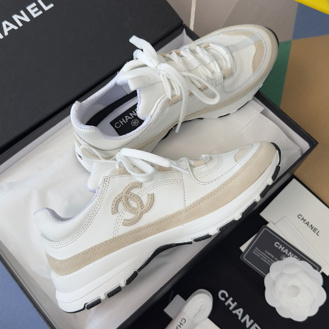 Chanel Chanel香奈儿 小香26S 黑白熊猫配色 厚底 休闲 运动鞋