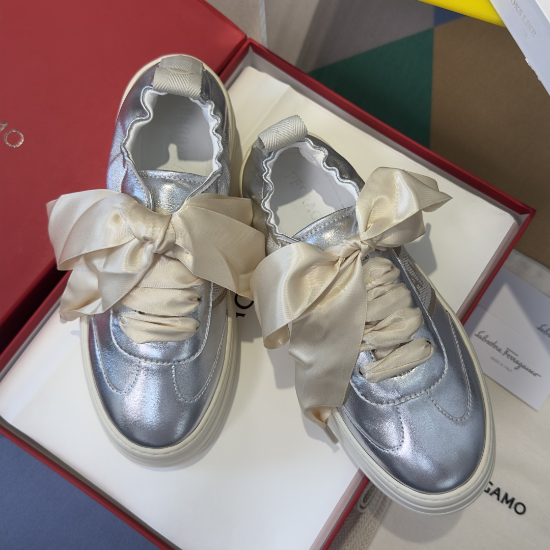 Ferragamo Ferragamo菲拉格慕 最新Vara系列 丝带蝴蝶结 芭蕾舞 厚底 休闲 运动鞋