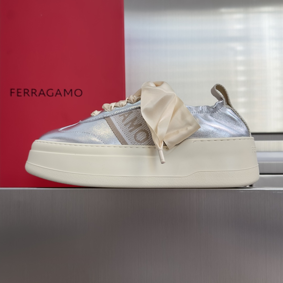 Ferragamo Ferragamo菲拉格慕 最新Vara系列 丝带蝴蝶结 芭蕾舞 厚底 休闲 运动鞋