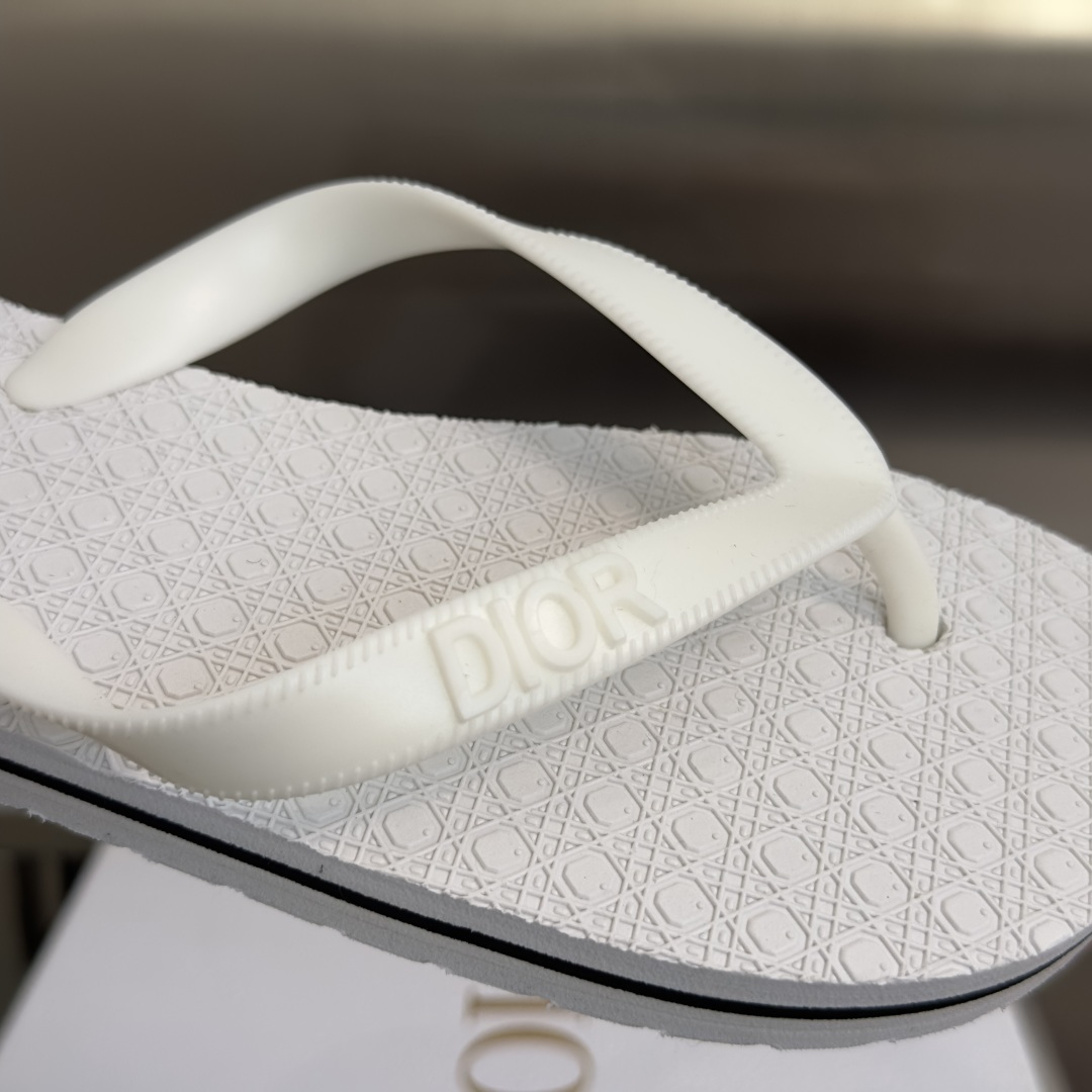 Dior Dior迪奥 26SS 新款 夹脚 人字拖鞋 平底 懒人 凉拖鞋